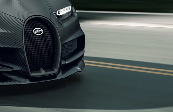 One-off-La-Voiture-Noire-Bugatti-Chiron-Noire