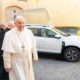 Popemobile-Pope-Francis-Dacia-Duster