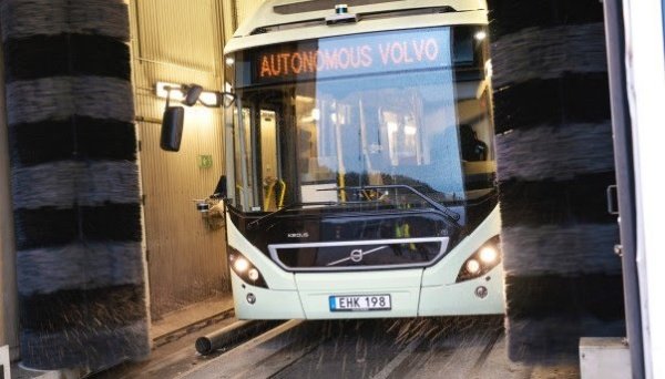 Volvo-Self-driving-Autonomous-Buses-Depot