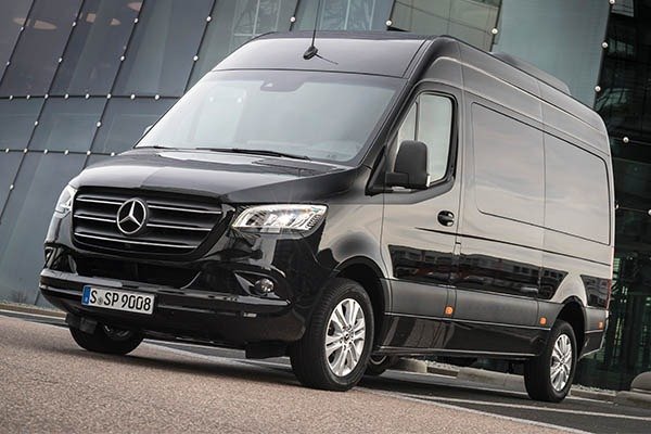 Mercedes-Benz Sprinter Celebrates 25 Years 