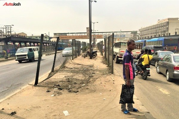 Median Fences On Lagos Roads Are Damaged Autojosh