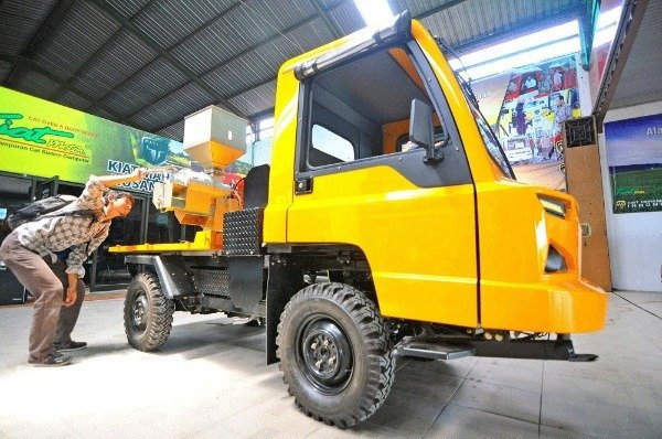Dangote-group-10000-trucks-indonesia