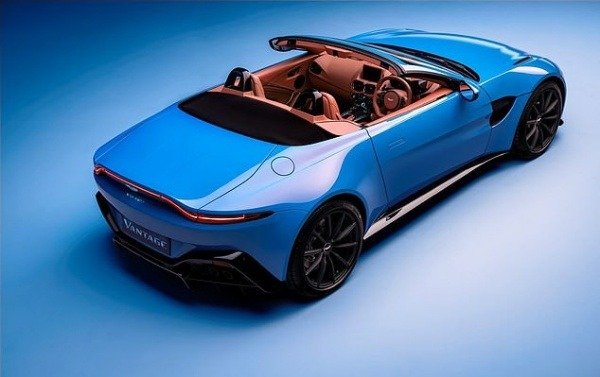 2021-aston-martin-vantage-roadster-convertible