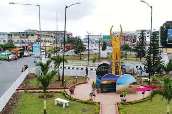 Allen-Awolowo Way Roundabout autojosh