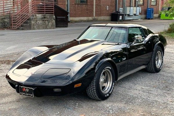 Dino Melaye 1977 Corvette