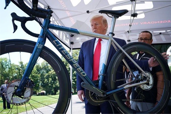 Leaders Who Ride Bicycles