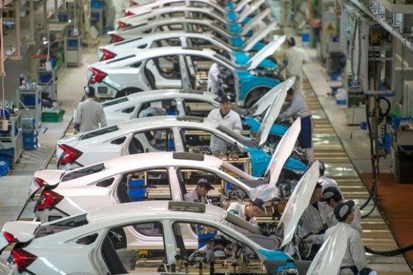 car-makers-shut-down-factories-china-coronavirus