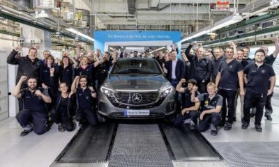 daimlers-mercedes-benz-rewards-employees-bonus