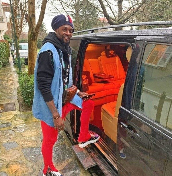 emmanuel-adebayors-car-collections