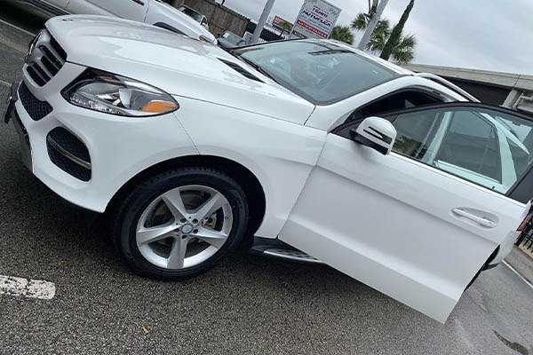 Beautician Grety Riverson Buys Mom A Benz GLE As Valentine's Gift