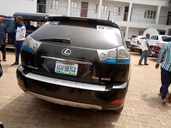 anambra-police-command-recovers-luxury-cars-dangerous-weapons-suspects