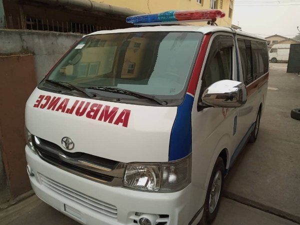 bishop-oyedepo-donates-ambulances-lagos-ogun-coronavirus