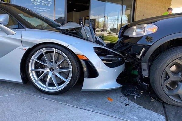 A BMW X5 Crashed A McLaren 720s