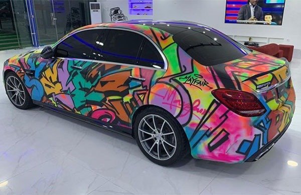 Nigerian Gives A Mercedes-Benz C-Class A Graffiti Paint Job