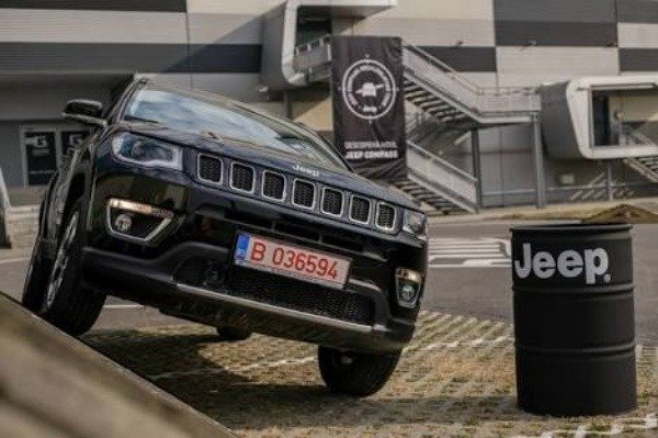 jeep-compass-car