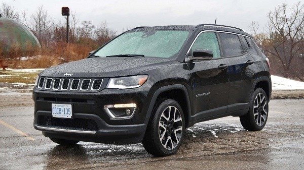 spanish-man-drives-jeep-compass-car-into-church