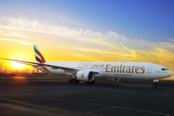 emirates resume flight