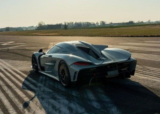 koenigsegg-gemera-jesko-absolut