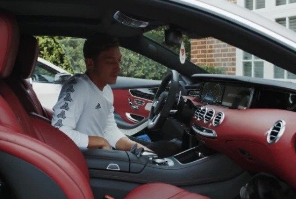 arsenal-star-mesut-ozils-car-collection