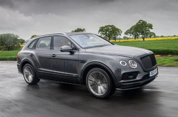 ultra-luxury-bentley-flagship-suv-reportedly-coming-to-challenge-rolls-royce-cullinan