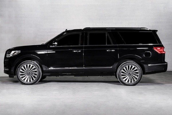 dino-melaye-inkas-stretched-armoured-2020-lincoln-navigator-l