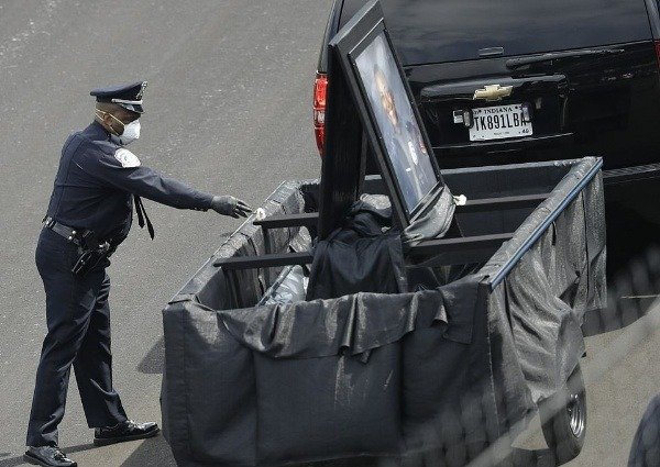 dozens-of-police-cars-excort-hearse-ferrying-slain-police-officer-indianapolis