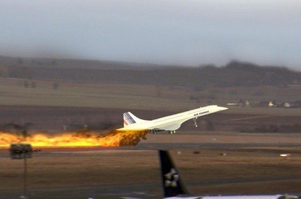 Concorde Supersonic Jet Flew For The Last Time 18 Years Ago - autojosh 