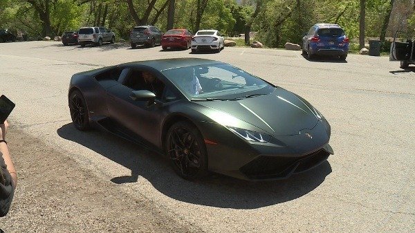 5-year-old-boy-gets-ride-lamborghini