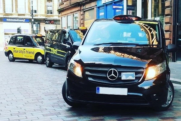 75000-uk-taxi-drivers-sue-mercedes-benz-emissions-cheating-scandal