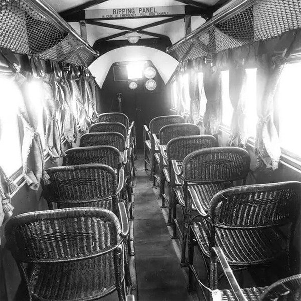 Commercial aeroplanes in the 1930s autojosh