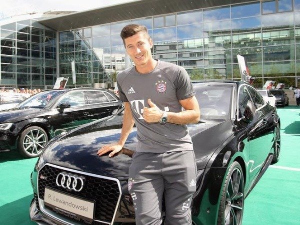 bayern-munich-robert-lewandowskis-luxury-car-collection