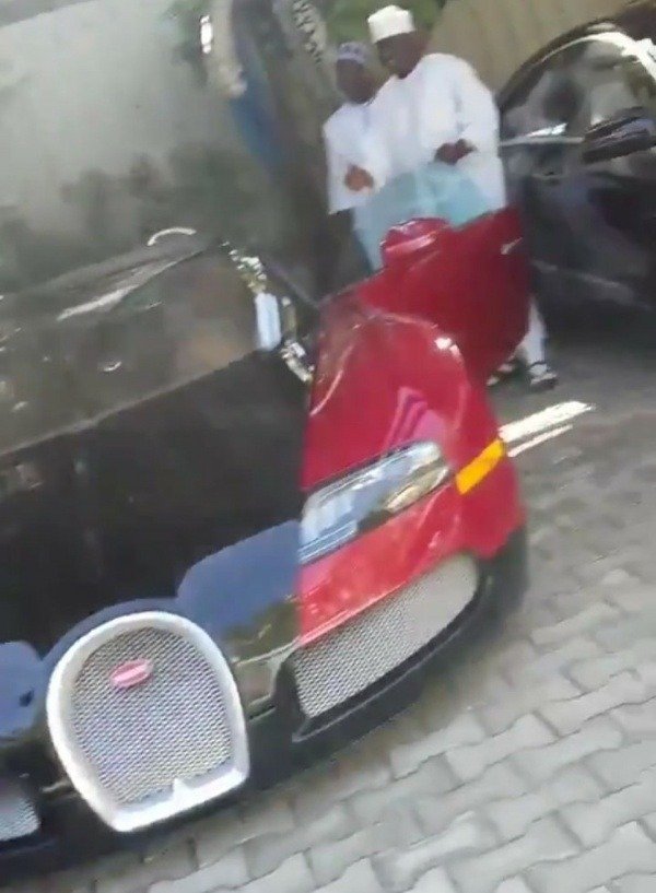 bugatti-veyron-spotted-in-a-multi-billion-naira-garage-in-northern-part-of-nigeria