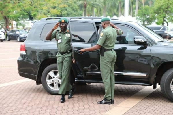 bulletproof-toyota-land-cruiser-suv-the-official-car-of-chief-of-army-staff-buratai