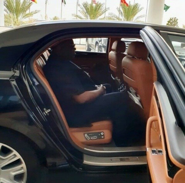 dele-momodu-is-60-today-take-a-look-at-a-rare-picture-of-him-posing-with-a-bentley-and-range-rover-cars