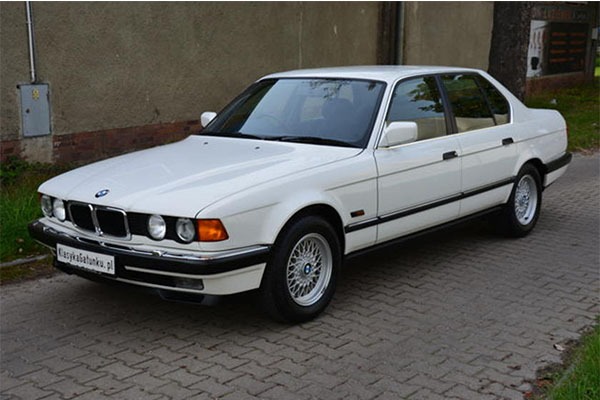 Check Out This Immaculate Conditioned 1992 BMW 7-Series