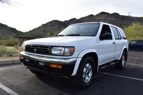 Nissan Pathfinder SUV