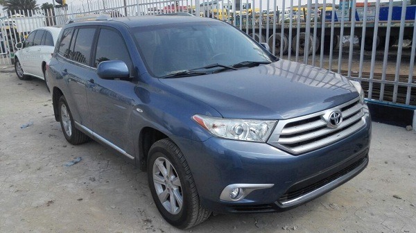 toyota highlander suv 