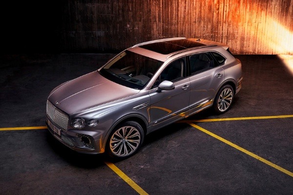 2021-bentley-bentayga