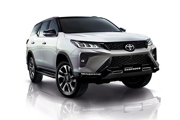 Check Out The 2021 Toyota Fortuner With A New Front Fascia