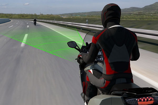 BMW To Implement Active Cruise Control On Their Motorcycles