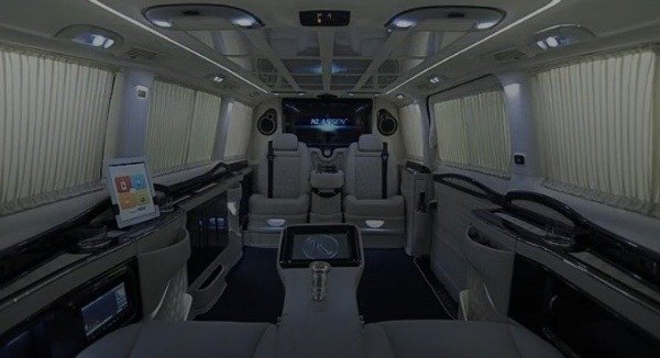 klassen-stretched-mercedes-v-class-van-private-jet