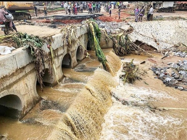 Ogun State Government revealed plans to repair dilapidated roads.