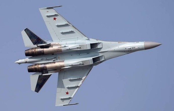 two-russian-fighter-jets-intercept-u-s-spy-plane