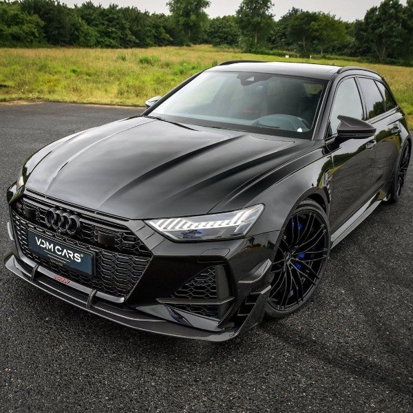 chelseas-star-hakim-ziyech-audi-rs6-r