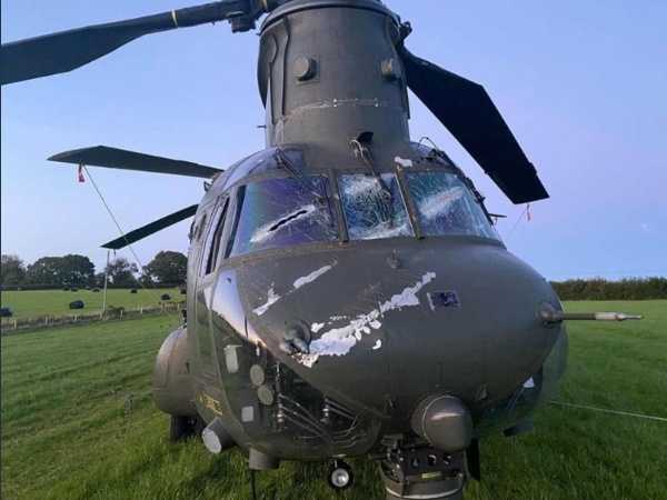 chinook-millitary-helicopter-after-hitting-power-lines