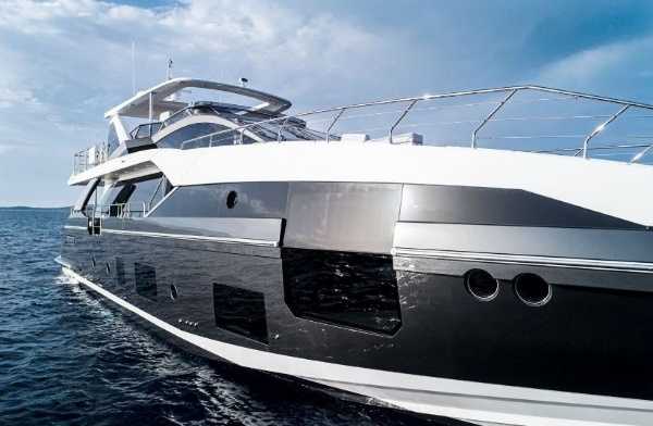 cristiano-ronaldo-buys-luxury-yacht