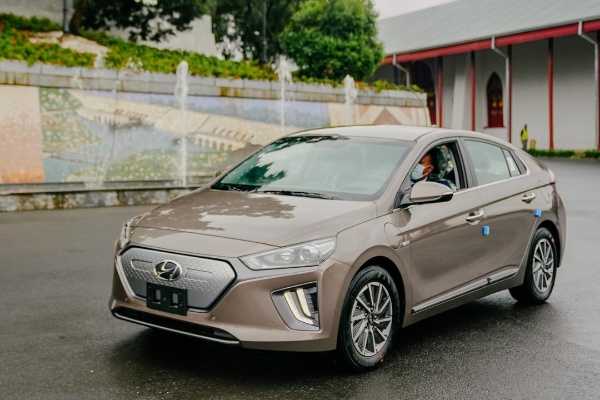 ethiopian-assembled-all-electric-hyundai-ioniq