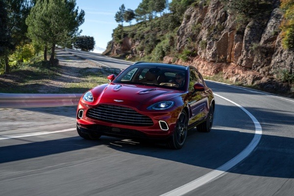 first-aston-martin-dbx-rolls-off-line