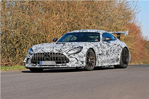 Mercedes-AMG GT R Black Series Teased, Will Output 700Hp