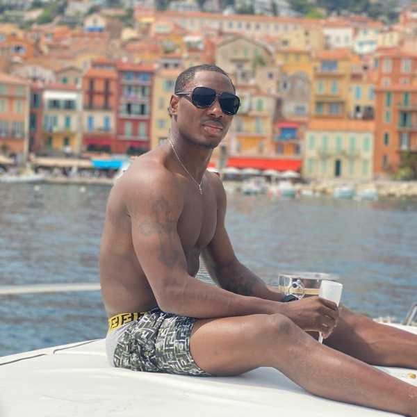 man-utd-odion-ighalo-yacht